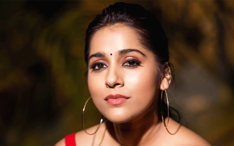 Rashmi Gautam: Telugu Actress and Television Presenter