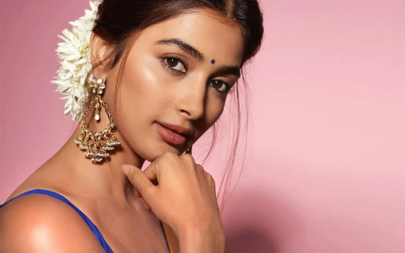 Pooja Hegde: Rising Star of Indian Cinema